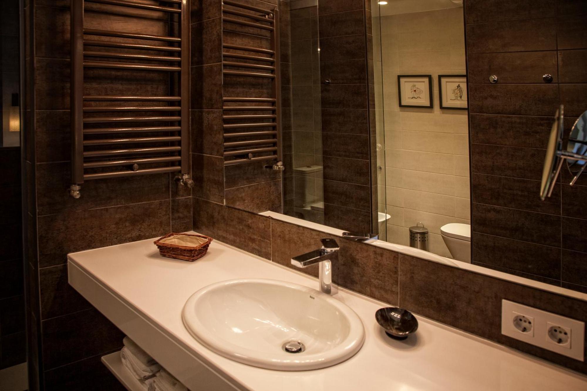 Hotel Pura Vida Valganon Екстер'єр фото